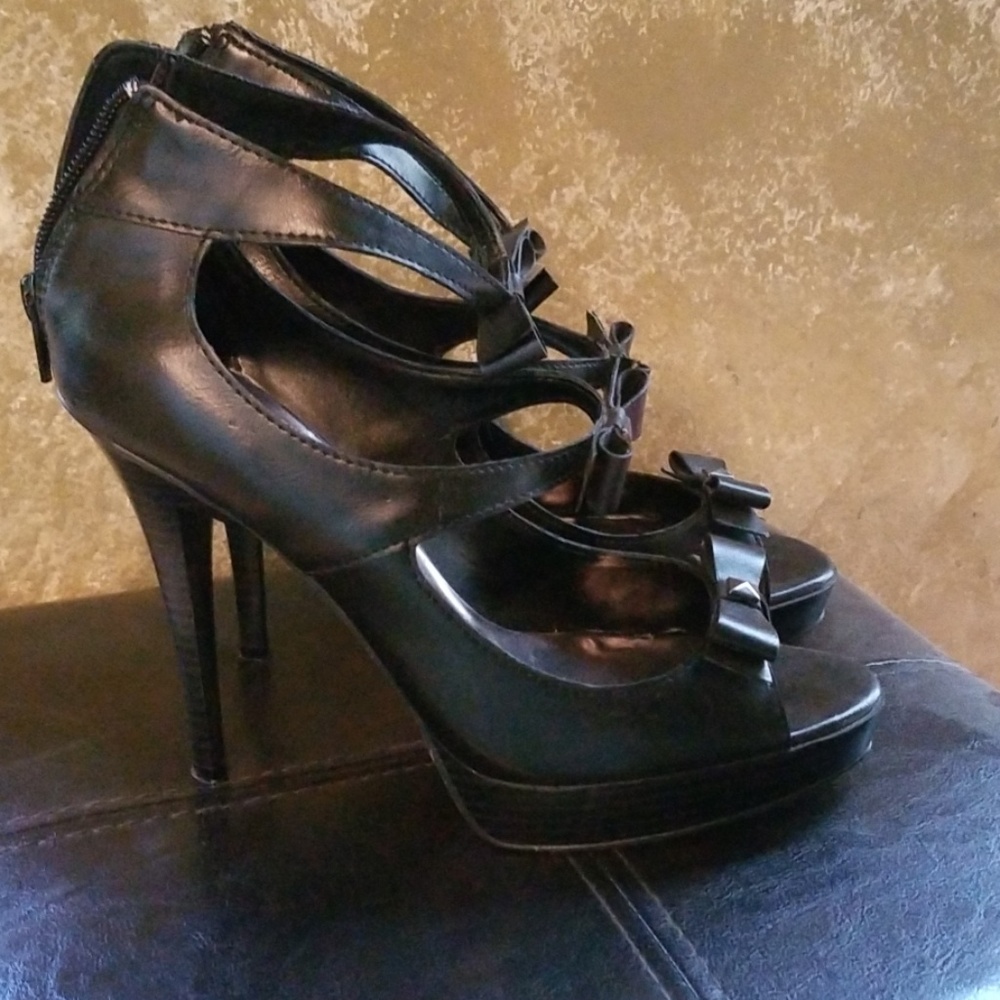 Joey O pumps